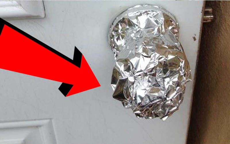 purpose of wrapping foil on door knob